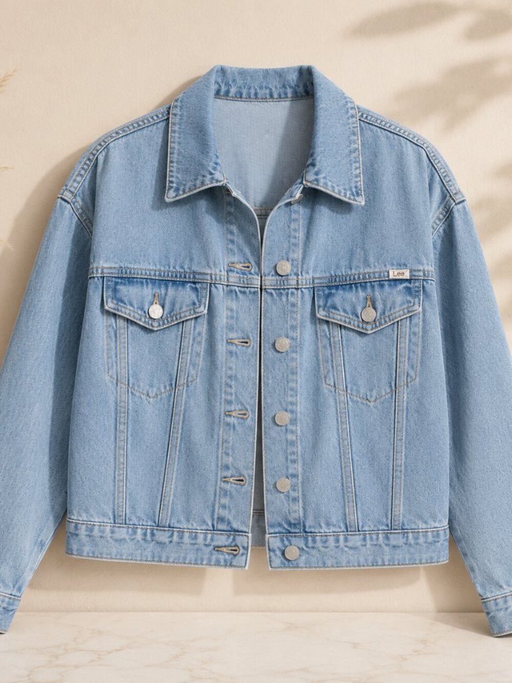 💙 Lee Women's Cropped Light Wash Denim Jacket ✨